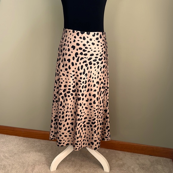 vintage brown cheetah skirt jacket set 100% silk ^^^ s >>>